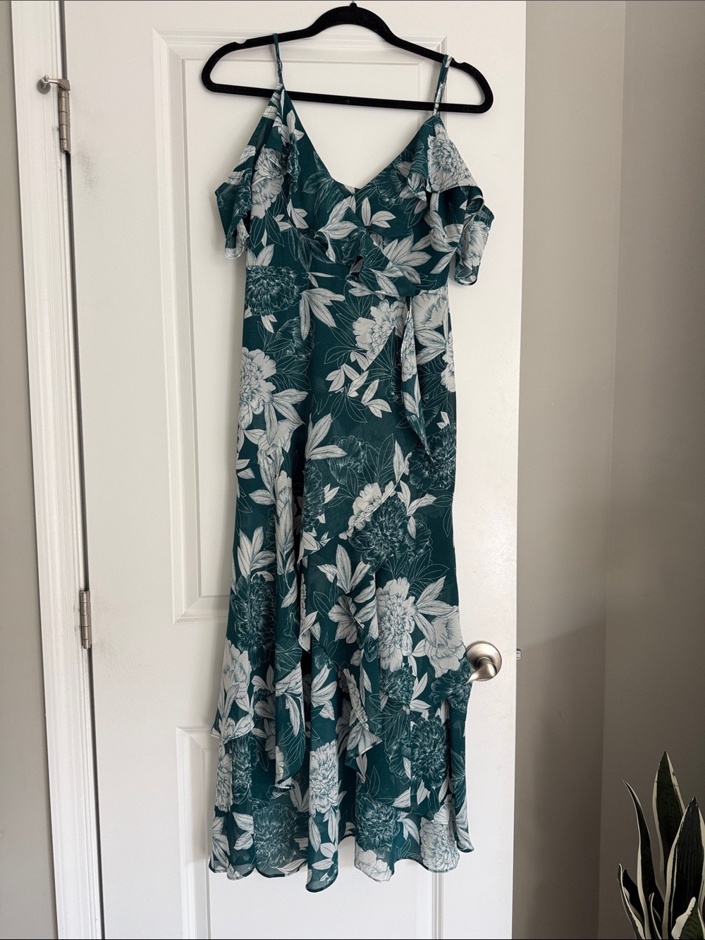 Bardot Off The Shoulder Midi Dress 8